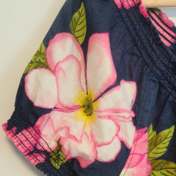 Large Hollister short sleeve - Picture 4 of 5